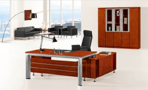 實(shí)木中班臺(tái)要買就要買好，朗哥告訴你怎么買？