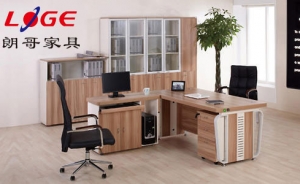 板式辦公家具有些什么特點(diǎn)，你知道嗎？