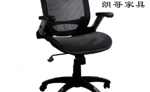 當辦公椅臟了時，我們應該如何進行清潔？